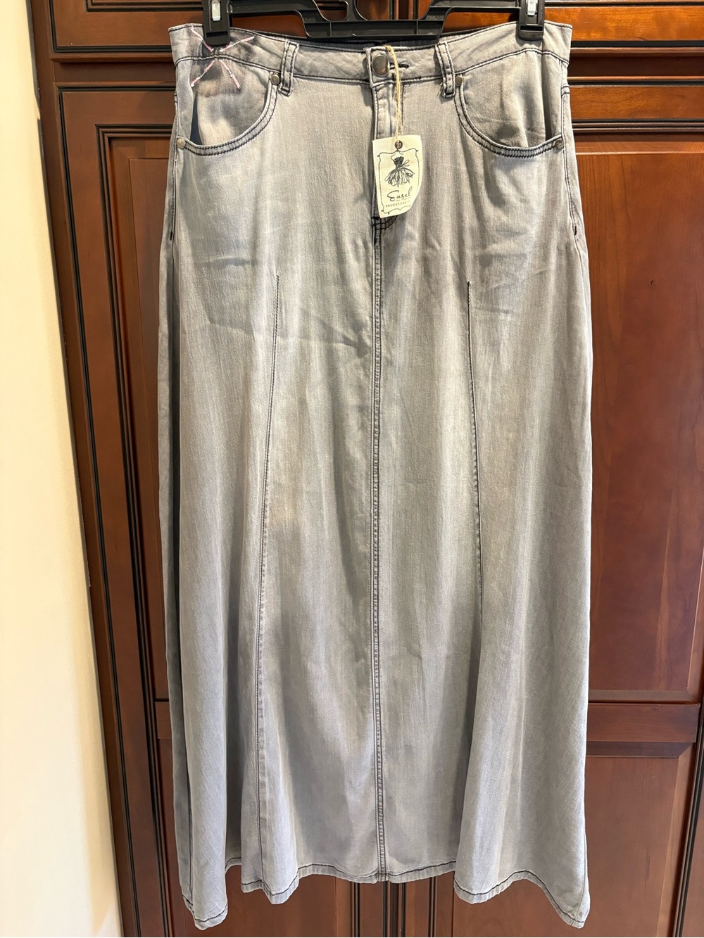 NWT Easel Gray Wash Stretch Light Denim A-Line Skirt